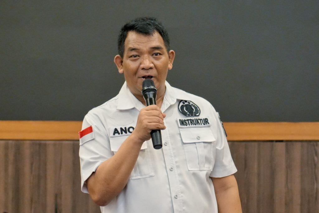 AKBP Anom Kalisno, S.H. - Peserta Pelatihan BPKB Pelajari Prosedur Cek Fisik dan Penerbitan Dokumen Kendaraan