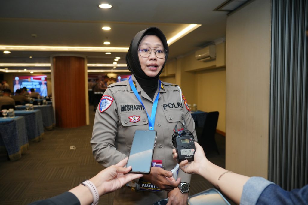Personel Lalu Lintas Sambut Positif E-Turjawali, Pelaporan Dapat Dilakukan Secara Real-Time -- AKP Misharti Handayani