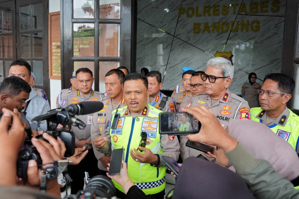 Kakorlantas Tinjau Smart City Road Safety Polrestabes Bandung, Wujudkan Kota Cerdas Dengan Pelayanan Humanis