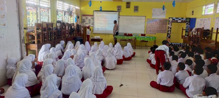 Satlantas Polres Sikka Perkuat Kamseltibcarlantas Lewat Gatur Lalin dan Edukasi Tertib Berlalu Lintas